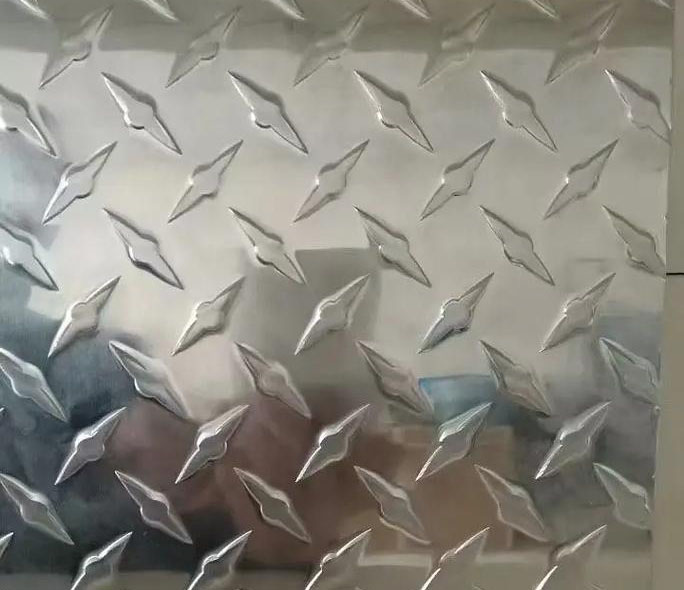 ���׻�������
